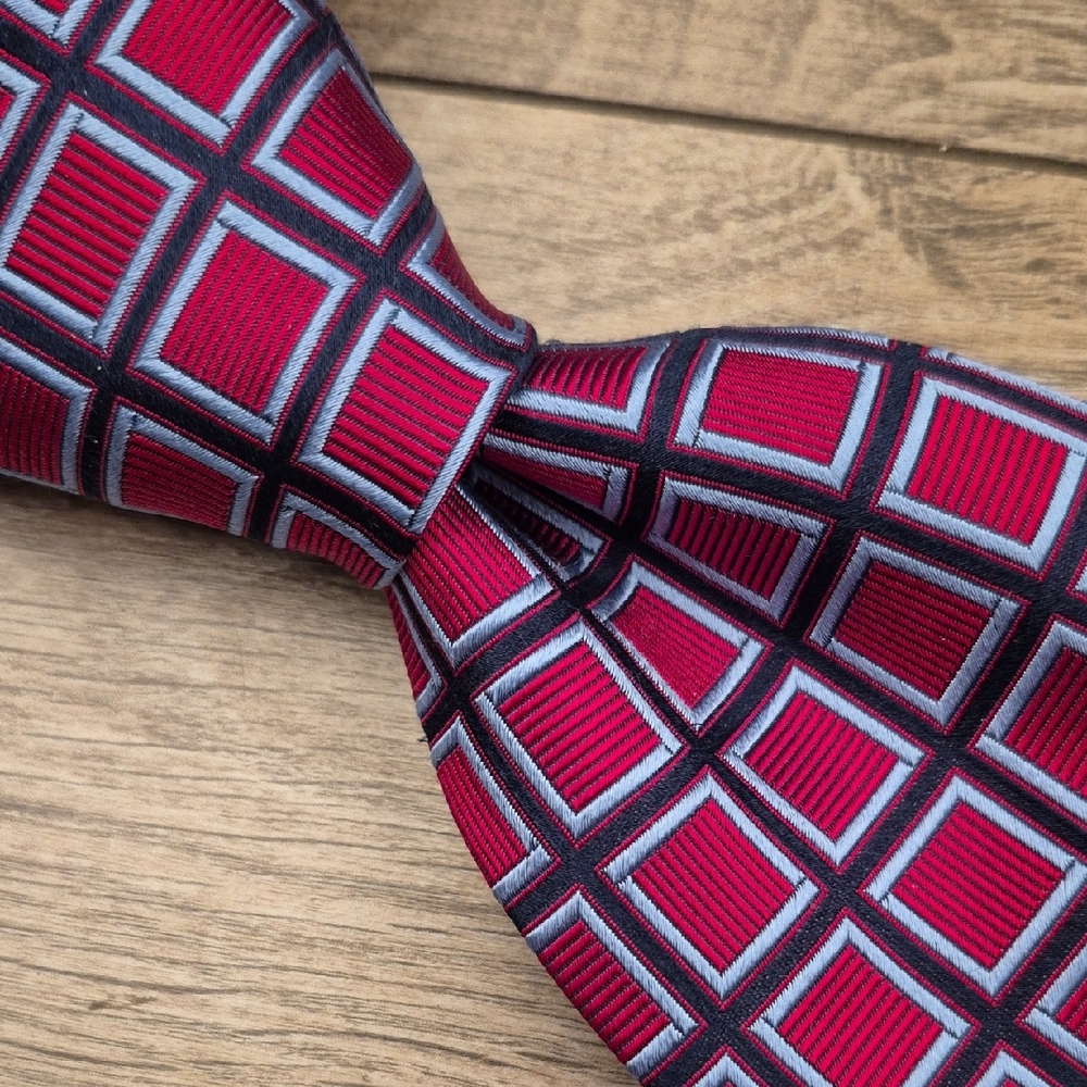 CHARLES TYRWHITT Italy Metallicβ Red Silver Black Plaid Pattern Silk Mens Tie